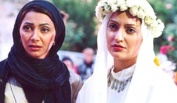 هنرپیشه زن ایرانی در لباس عروس